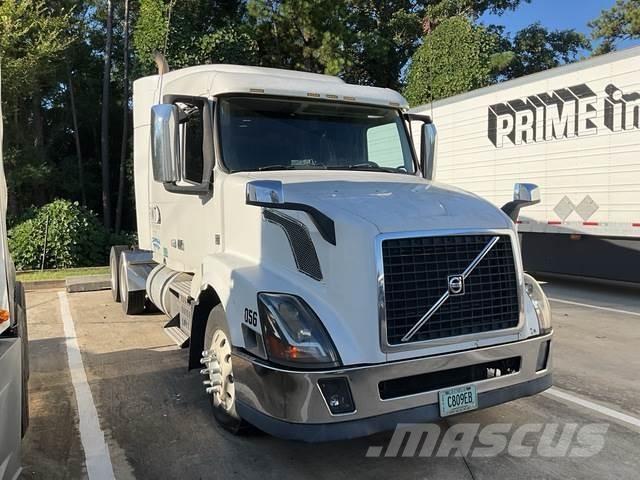 Volvo VNL Trekkers