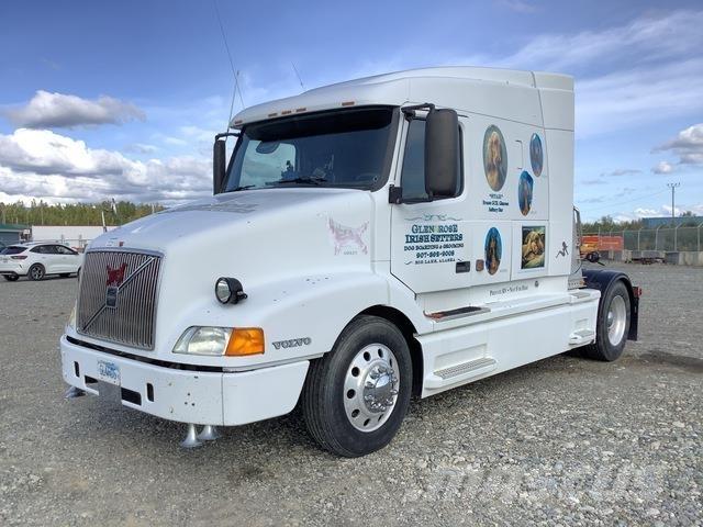 Volvo VNL Trekkers