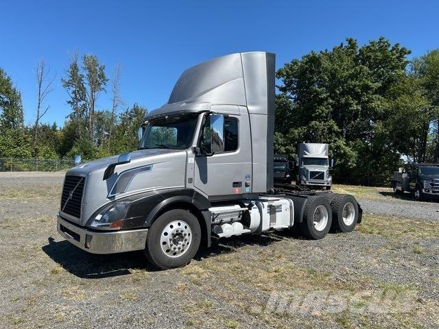 Volvo VNL Trekkers