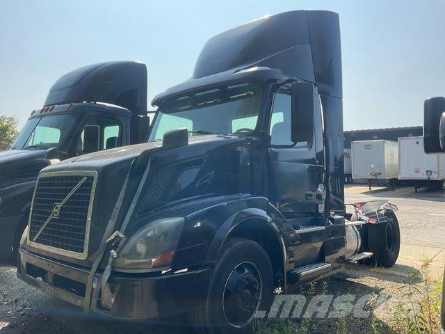 Volvo VNL Trekkers