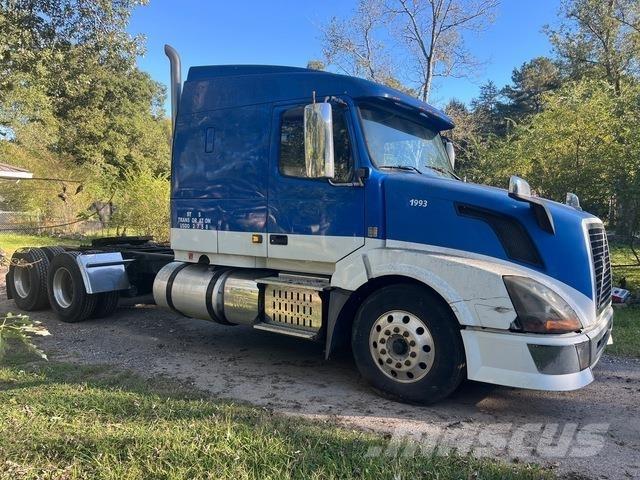 Volvo VNL Trekkers