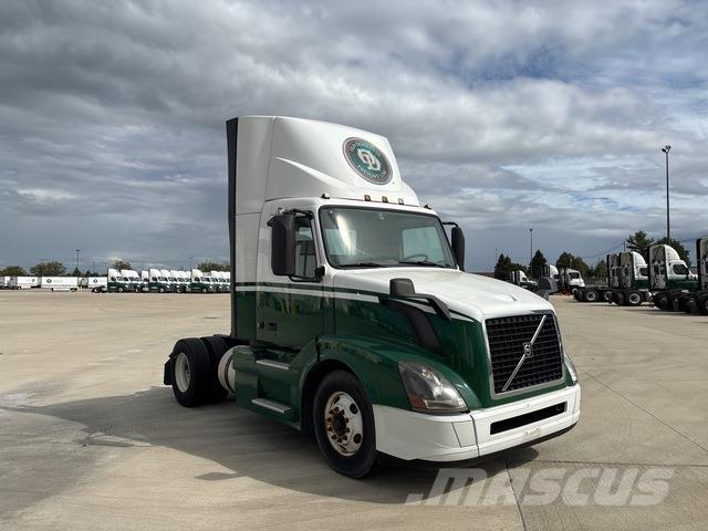 Volvo VNL Trekkers