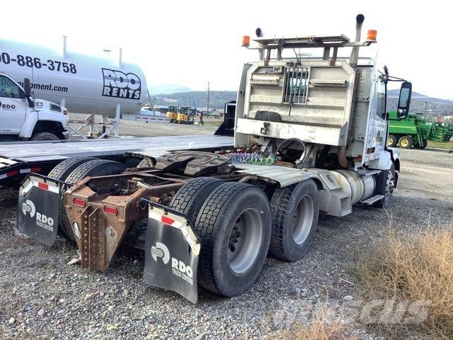 Volvo VNL Trekkers