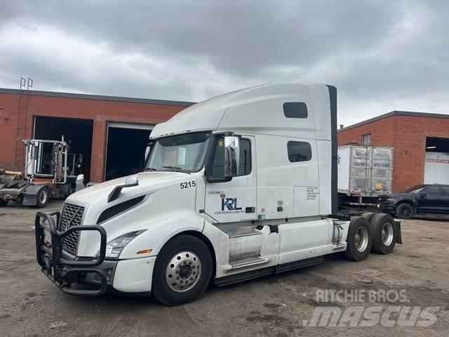 Volvo VNL760 Trekkers