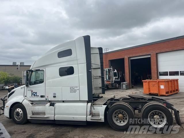 Volvo VNL760 Trekkers
