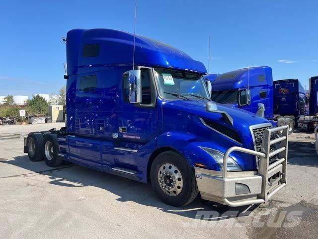 Volvo VNL760 Trekkers