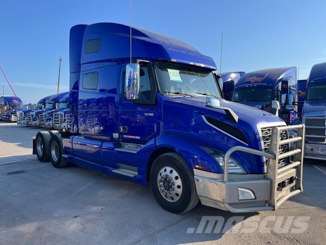 Volvo VNL760 Trekkers