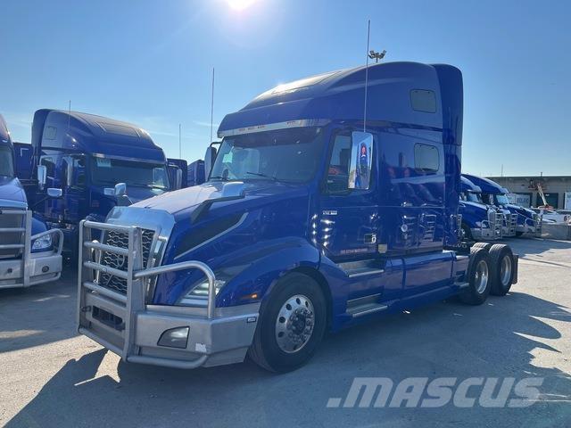 Volvo VNL760 Trekkers