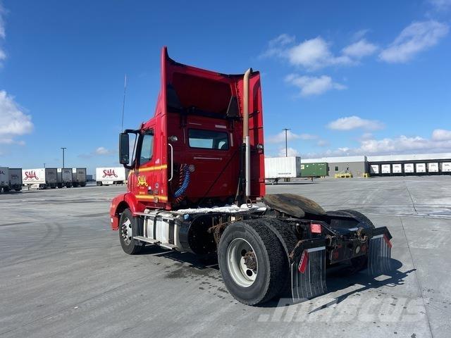Volvo VNM Trekkers