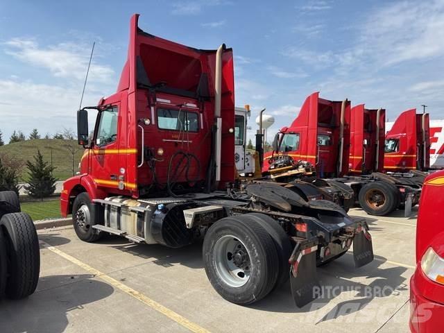 Volvo VNM Trekkers