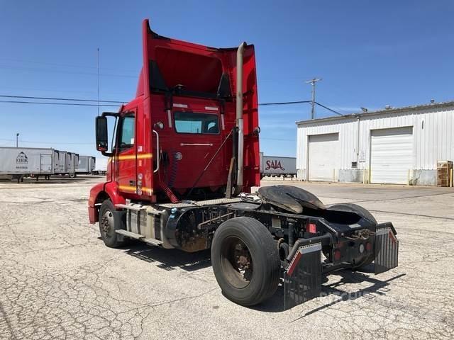 Volvo VNM Trekkers