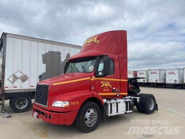 Volvo VNM Trekkers