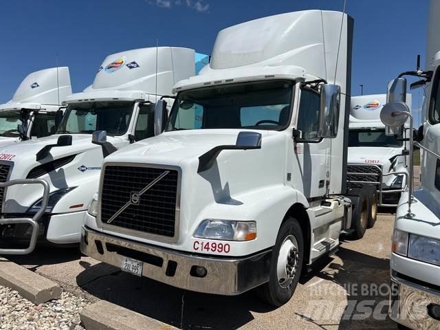 Volvo VNM Trekkers