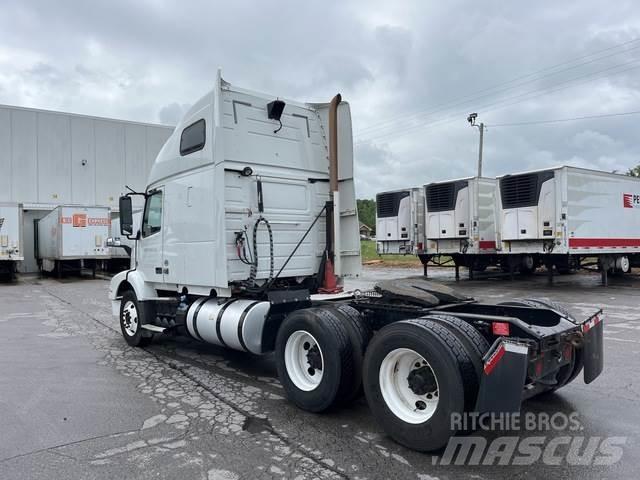 Volvo VNM Trekkers