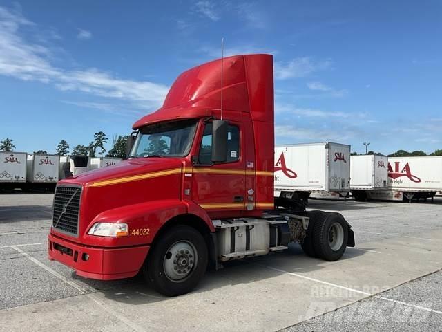 Volvo VNM Trekkers