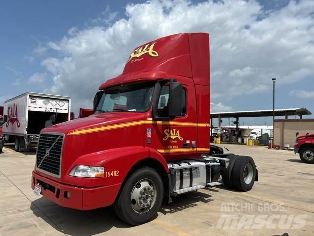 Volvo VNM Trekkers