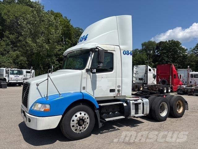 Volvo VNM Trekkers