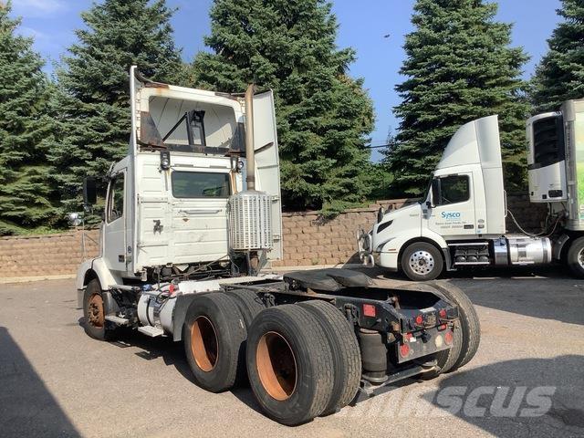 Volvo VNM Trekkers
