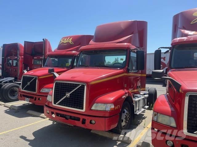 Volvo VNM42T Trekkers