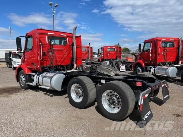 Volvo VNR Trekkers