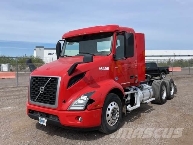 Volvo VNR Trekkers