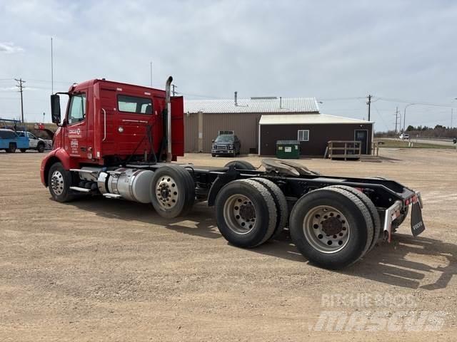 Volvo VNR Trekkers