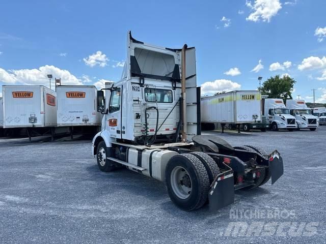 Volvo VNR300 Trekkers