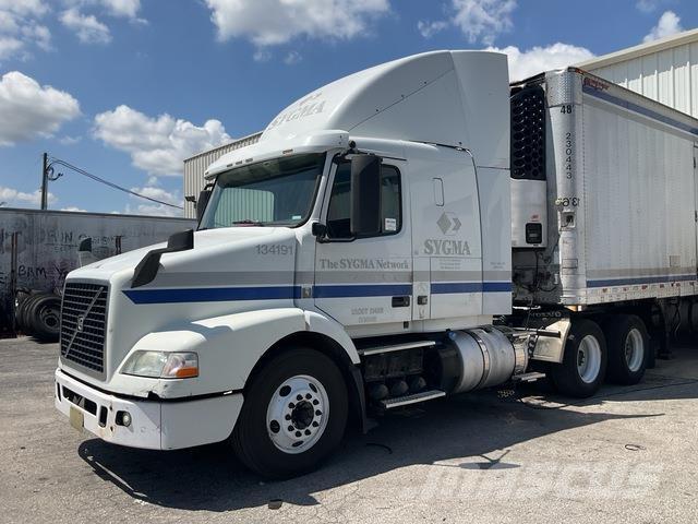 Volvo VNR64T Trekkers