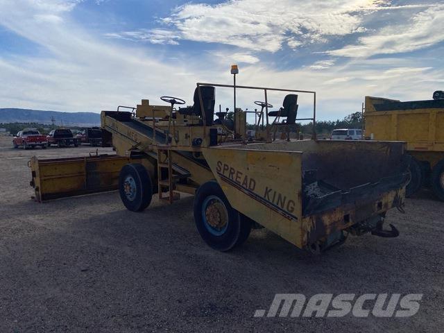  W.H. Mfg. W.H.S. Zand- en zoutstrooimachines