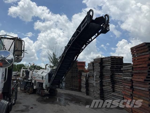 Wirtgen W1200F Asfaltfrezen