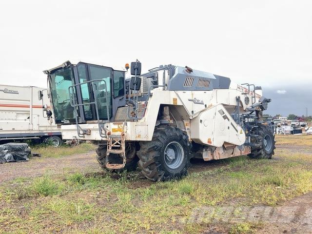 Wirtgen WR240 Grondverdichtingsmachines