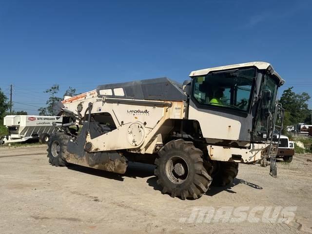 Wirtgen WR240i Grondverdichtingsmachines