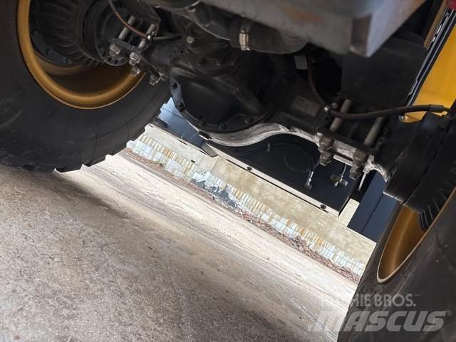 XCMG 938U Wielladers