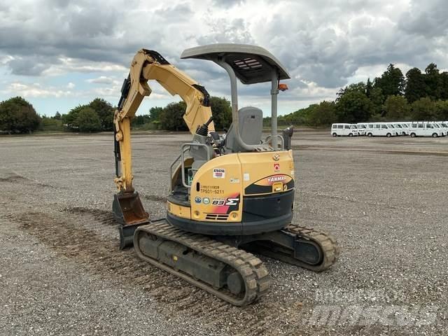 Yanmar B3-6A Rupsgraafmachines
