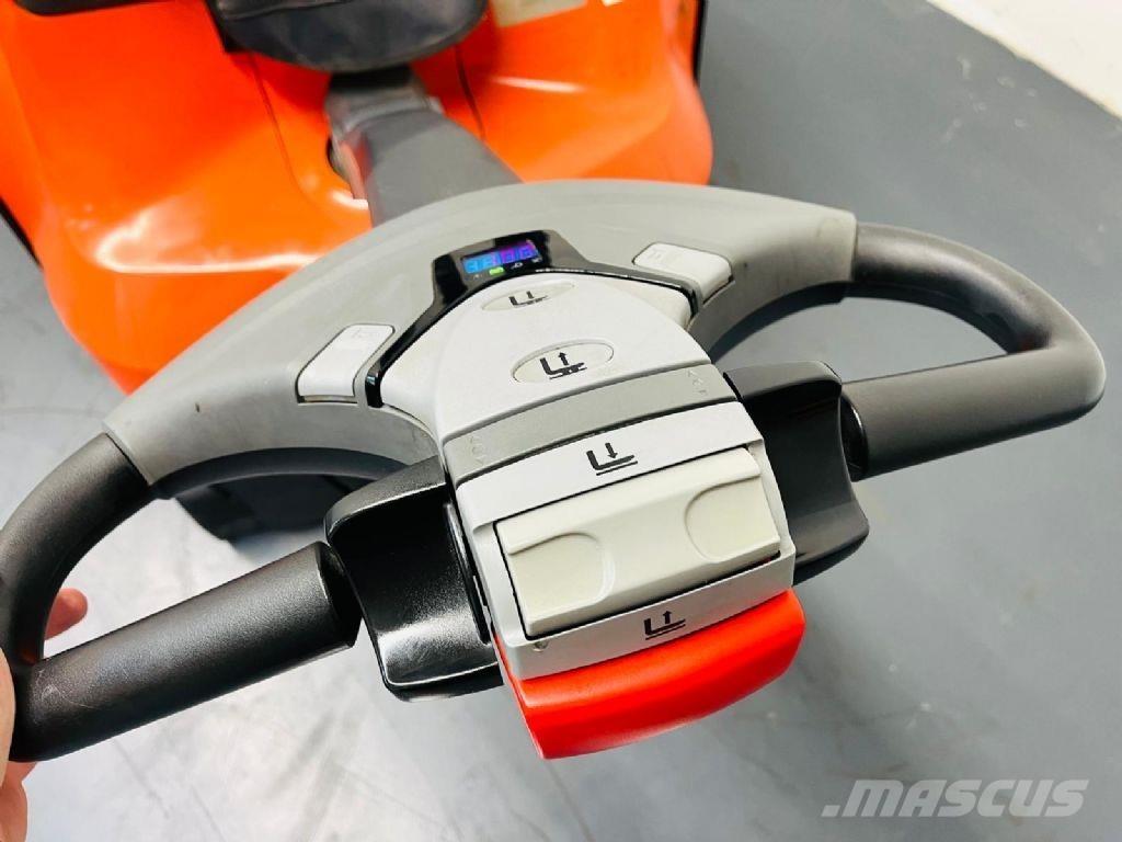 BT SWE 160 L Meeloop stapelaar