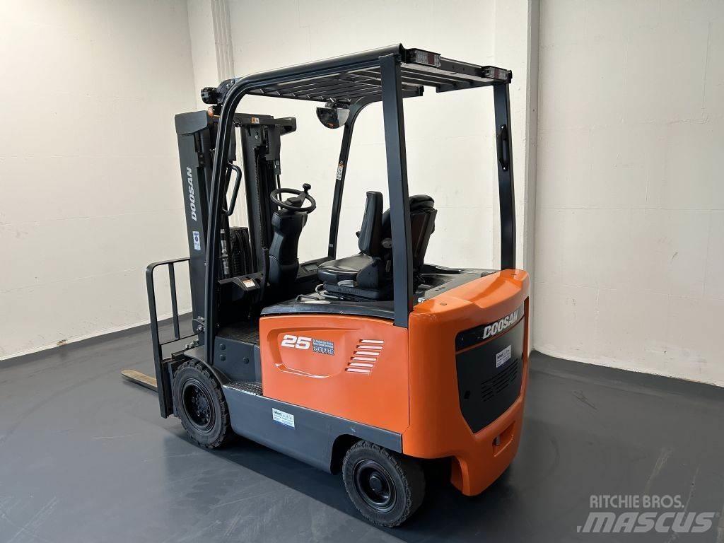 Doosan B25S-7 Elektrische heftrucks