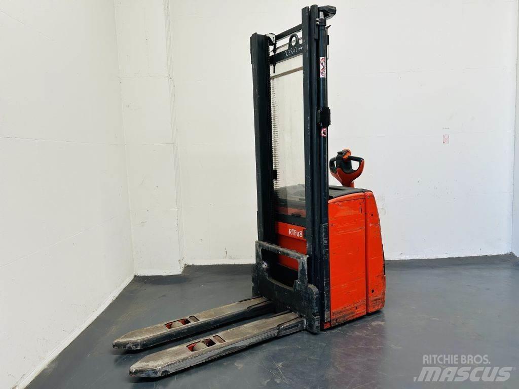 Linde L16 Meeloop stapelaar