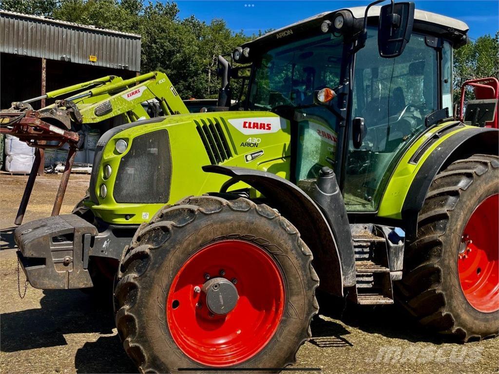 CLAAS ARION 430 Tractoren
