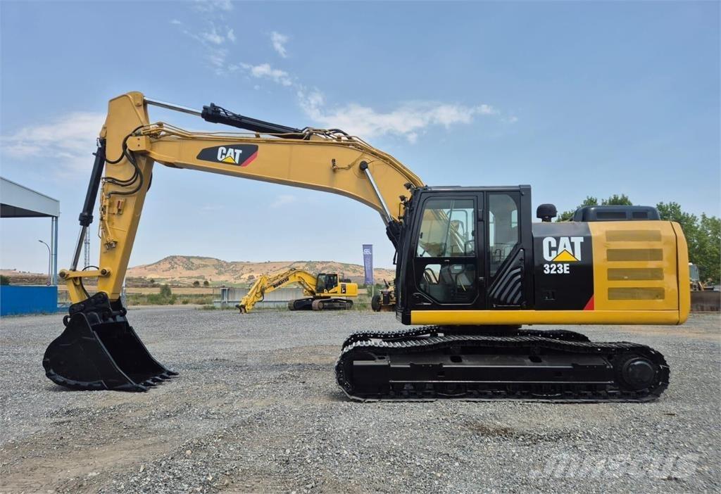 CAT 323ELN Rupsgraafmachines