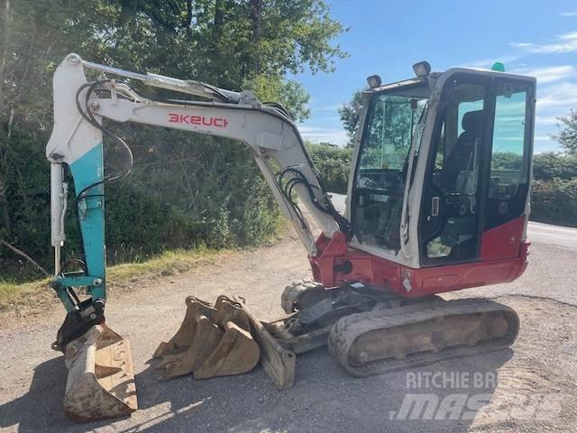 Takeuchi TB230 Midigraafmachines 7t - 12t
