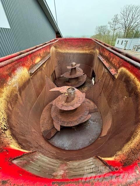 BvL 28 M3 Voedermachines