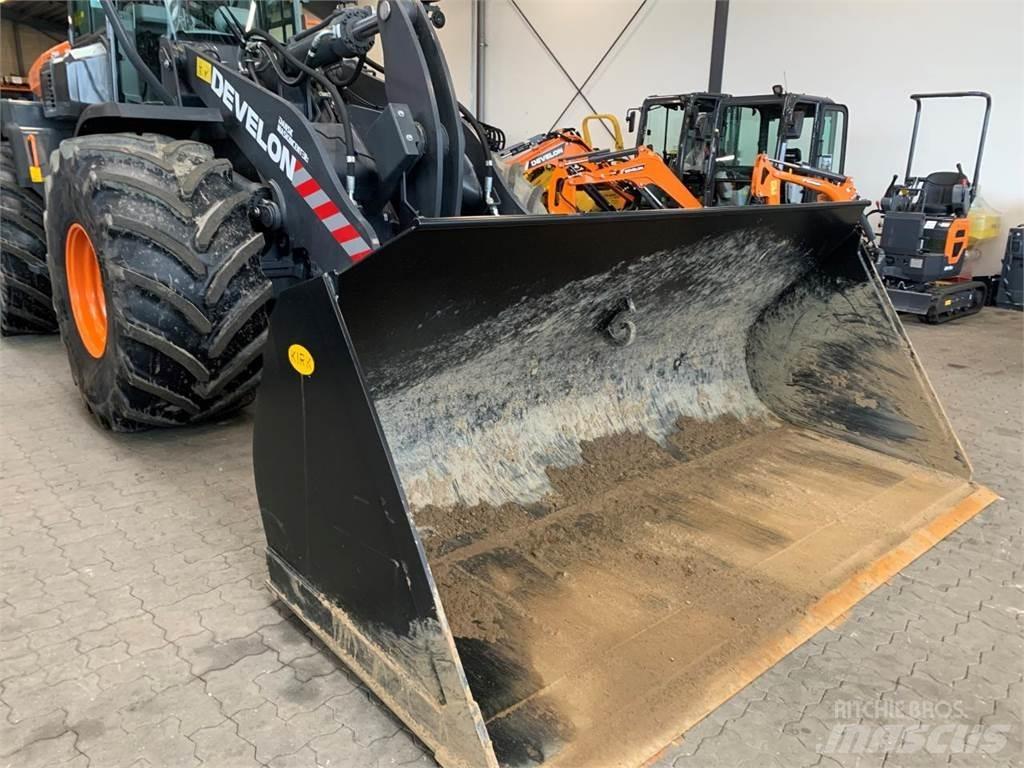 Develon DL280-7 Wielladers