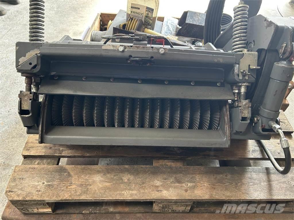 Fendt KATANA 65 Getrokken veldhakselaar