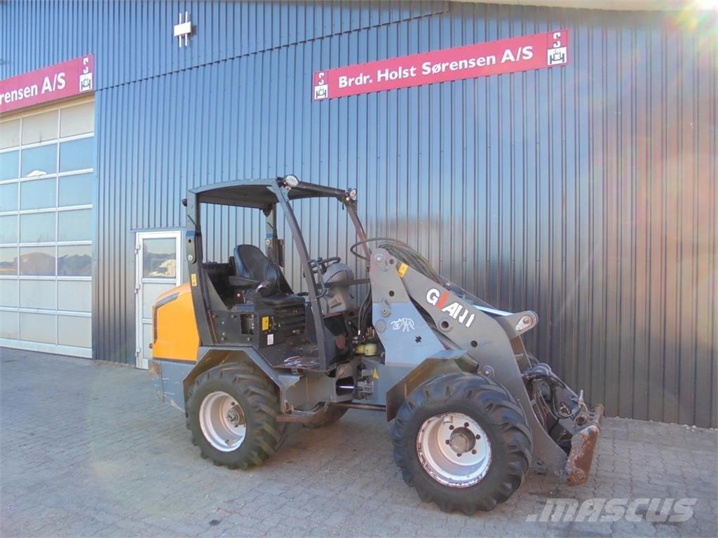 GiANT 5003 Miniladers