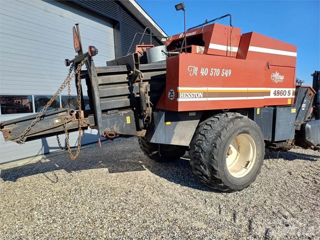 Hesston 4860S Vierkante balenpers