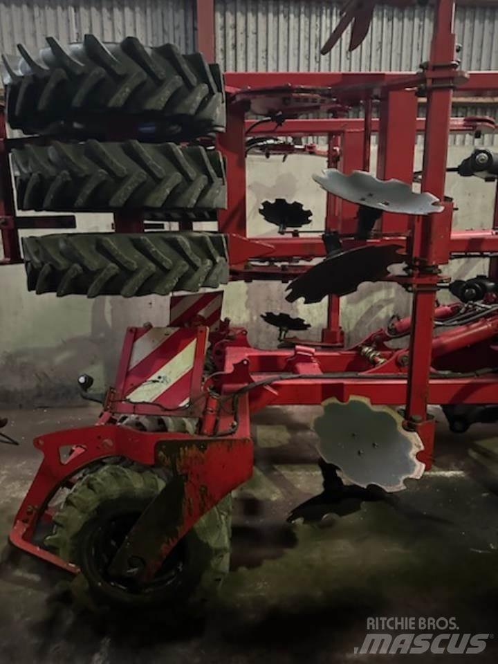 Horsch TIGER 4 MT Schijveneggen