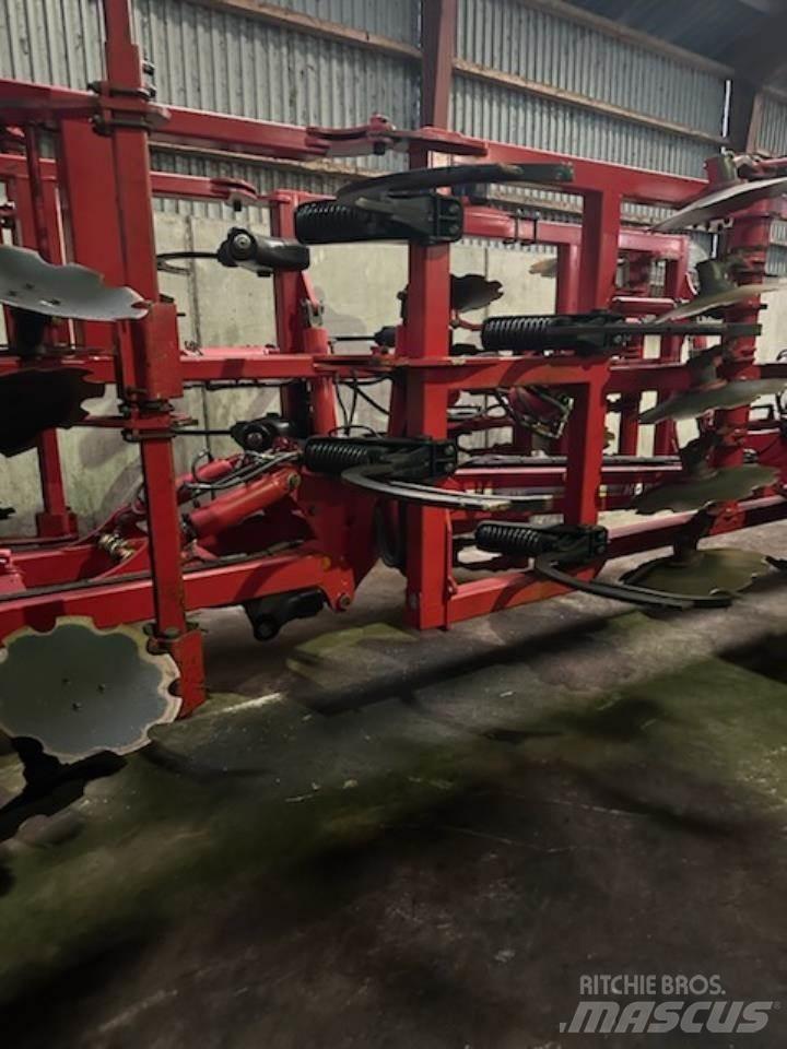 Horsch TIGER 4 MT Schijveneggen