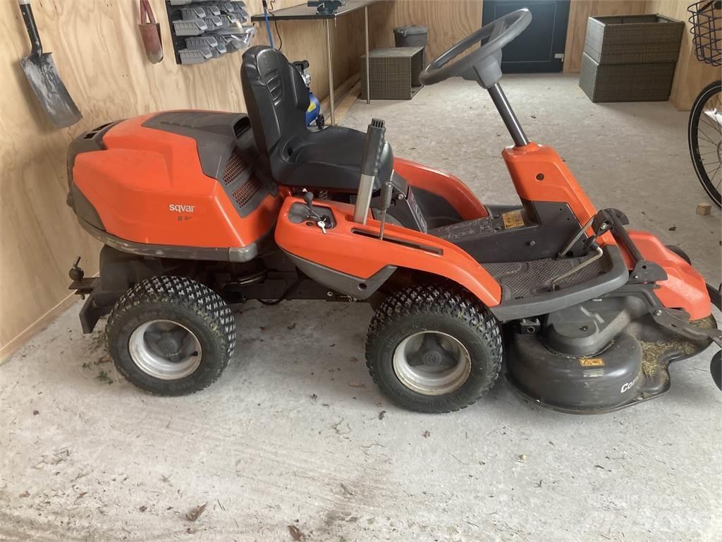 Husqvarna R214TC Maaiers