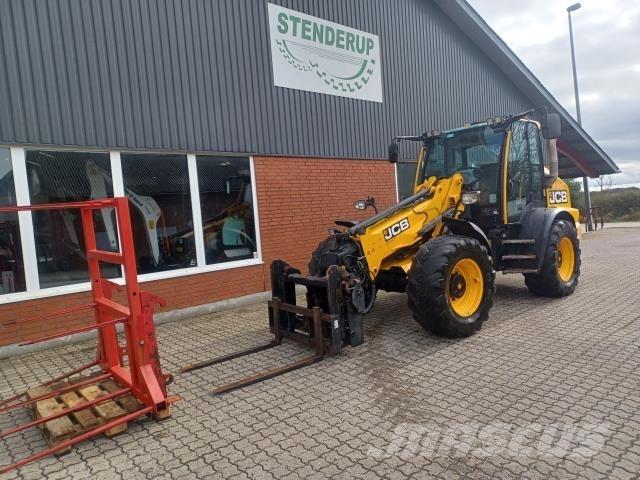 JCB 320 Verreikers