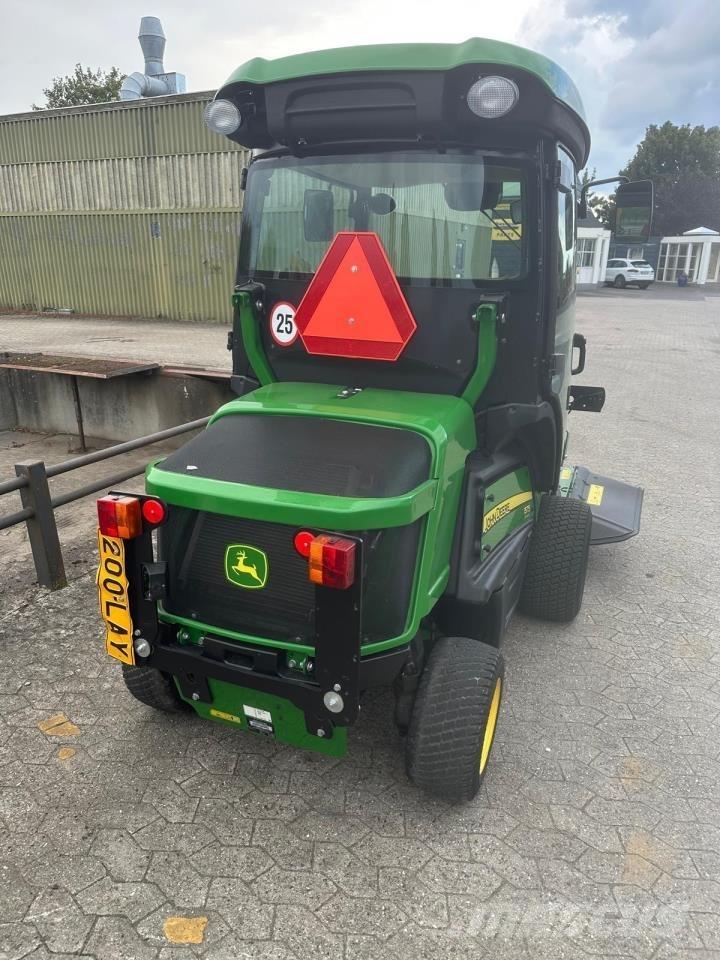 John Deere 1575 Compacttrekkers